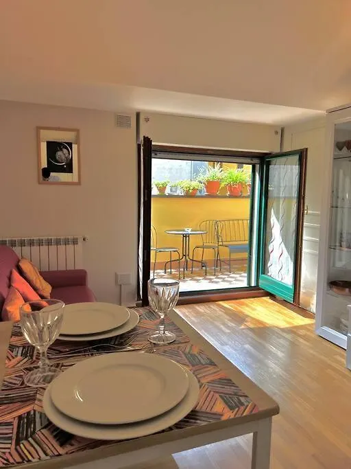 Appartement Moderno E Luminoso Con Terrazzo, M2 Malpensa Train à Milan